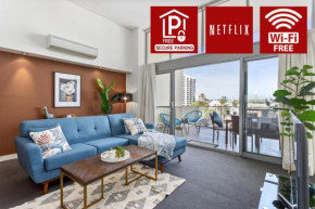 Bright 3bdrm City Skyline views large balcony
